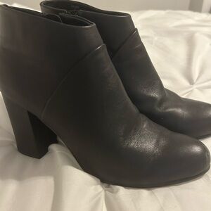 Steve Madden Sleek Black Ankle Booties